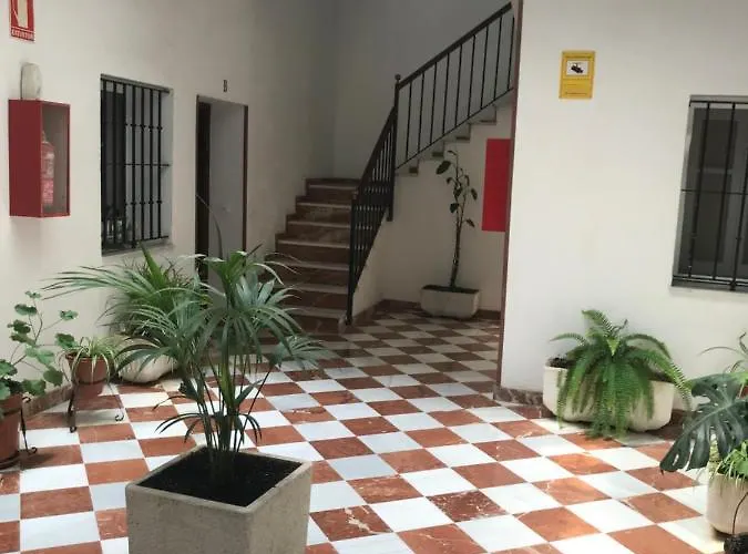 Rincon En El Mentidero كاديز